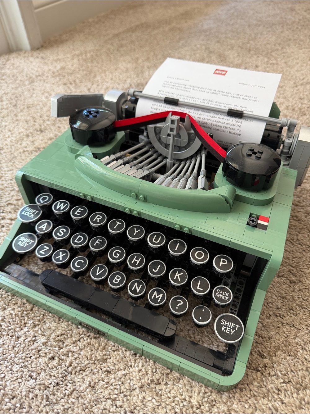 LEGO Ideas Typewriter (set 21327).   Vintage 1950s-style- Unique collection